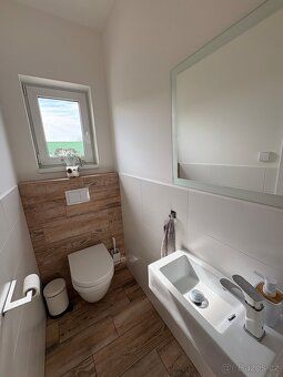 Bungalov - rodinný dům 5+kk se zahradou, nízké náklady, skvě