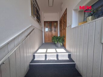 Nabízíme k pronájmu kanceláře v reprezentativním domě v cent
