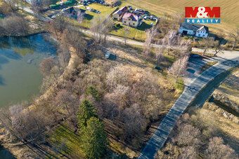 Nabízíme k prodeji pozemek k bydlení o rozloze 1672 m2, kter