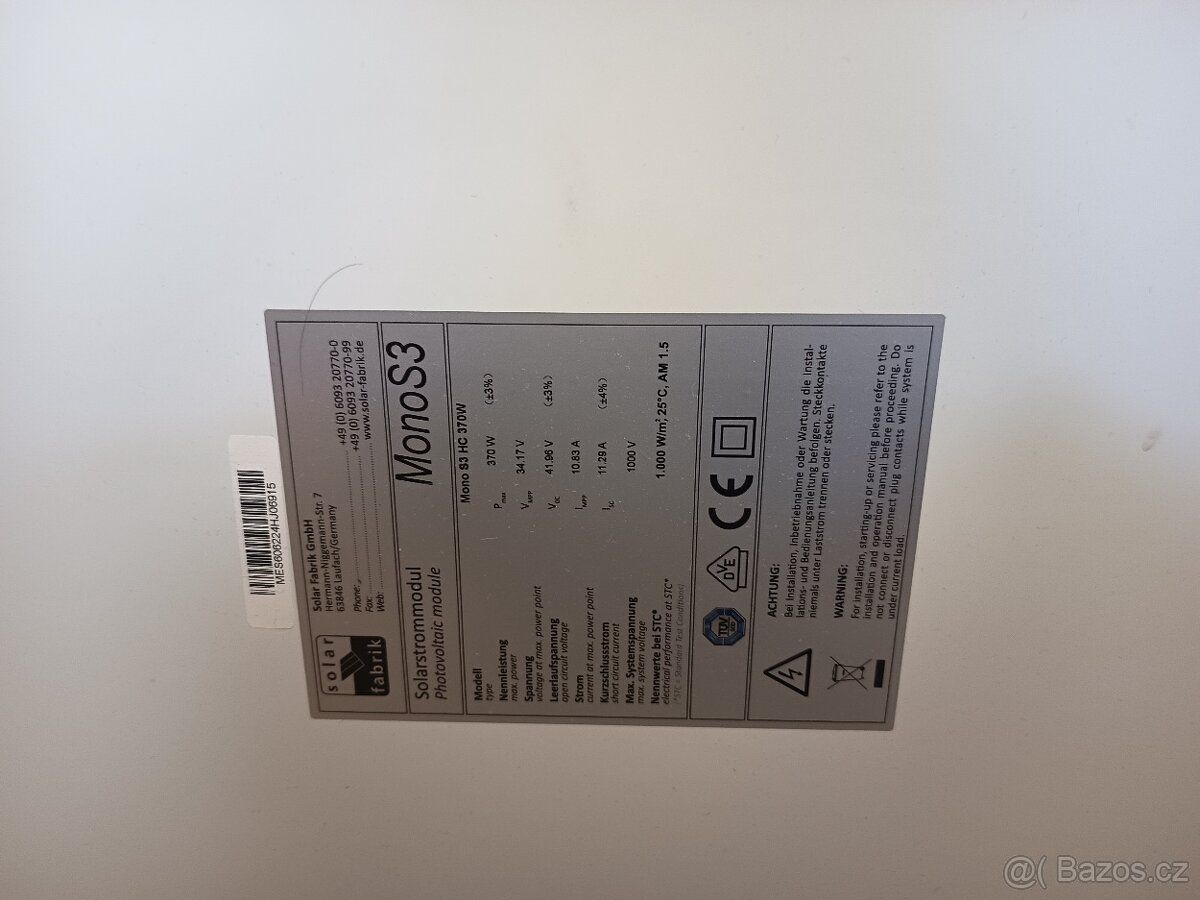 Dobrý den .Prodám solární panely 370 W bové nepoužité.3 kusy