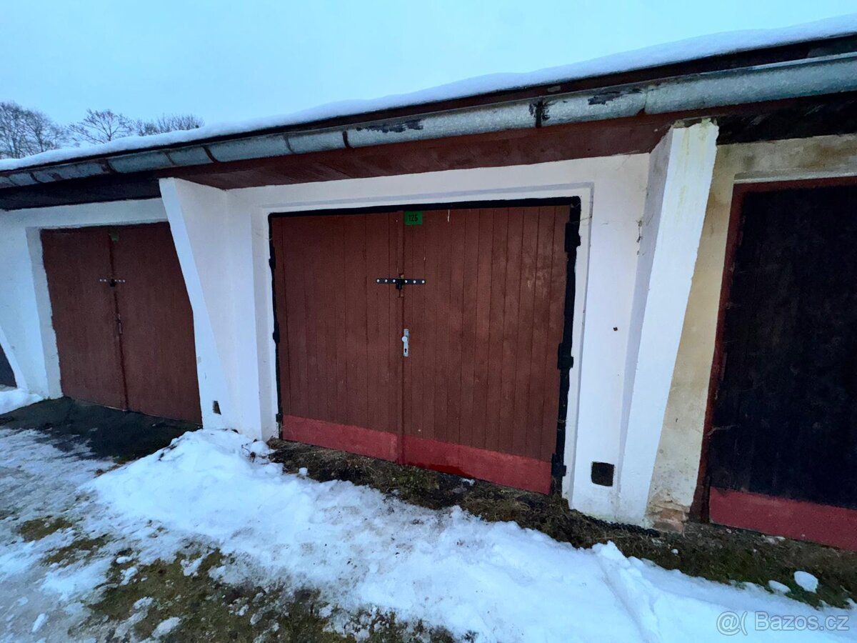 Řadová garáž přímo od majitele - neplatíte provizi RK. Při p