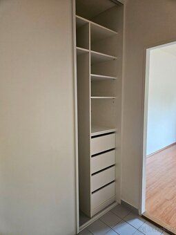 Nabízím k pronájmu svůj byt 1+kk, garsonku 31 m², která se n