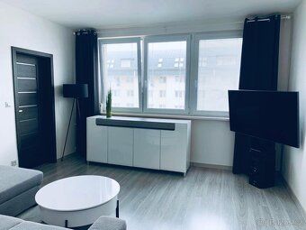 Prodám byt 2+1 o velikosti 42 m² v osobním vlastnictví.
📍 Ul
