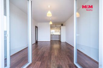 Pronájem bytu 2+kk o výměře 70,4 m² (včetně balkónu 9,9 m²) 