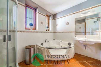 Ev.č. 02275 Luxusní bydlení a zavedené podnikání v srdci Mar