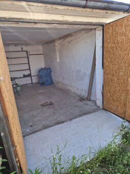 Pronajmu garáž o velikosti cca 16m² ležící v širším centru Č