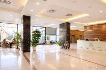 K pronájmu kancelář o velikosti 15 m² v 5. patře administrat