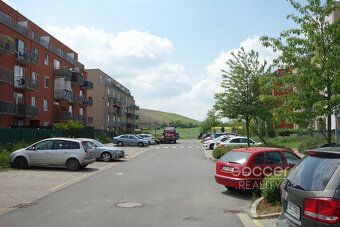 Pronájem bytu 1+kk/B/PS, 39 m2, ul. Žitná, Hostivice.
Hledát