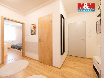 Nabízíme hezký prostorný byt 3+kk o podlahové ploše 76 m² s 