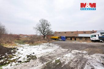 Nabízíme k prodeji rozsáhlý areál o celkové výměře 5 911 m²,