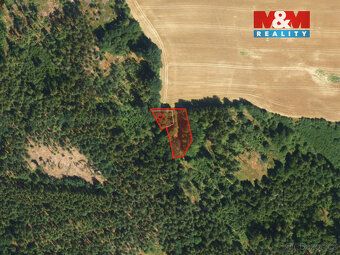 Nabízíme prodej části lesa o výměře 1.757 m2. Jedná se o poz