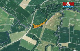 Prodej pozemků o celkové výměře 8600 m2 v k.ú. Blanice. Jedn