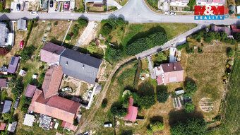 Nabízíme k prodeji zahradu o rozloze 717 m² v klidné části o