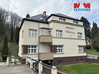 Nabízíme Vám k pronájmu restauraci - kavárnu v klidné části 