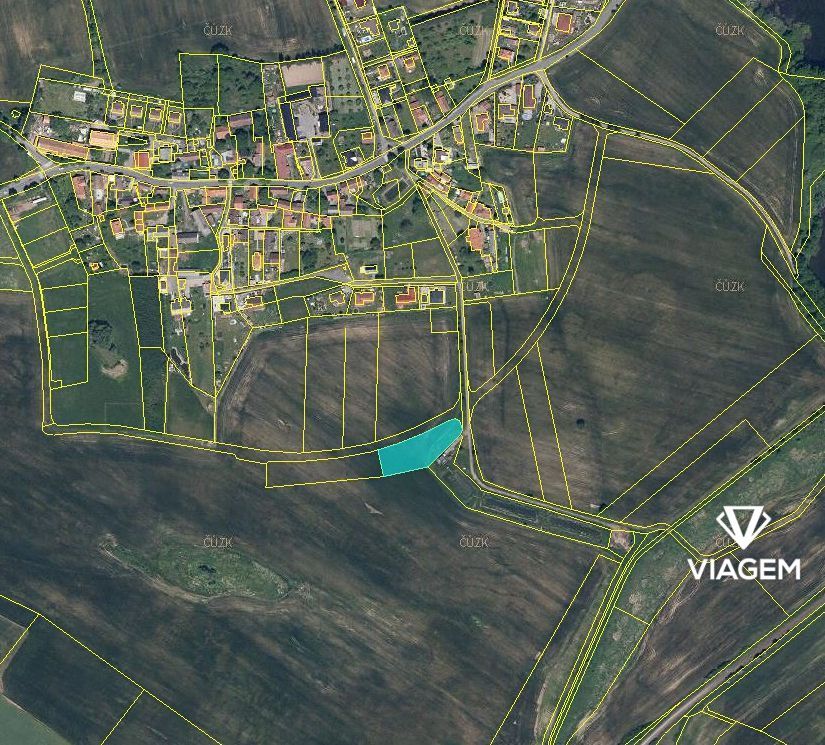 Nabízíme Vám ke koupi pozemek v katastrálním území Lazsko, v