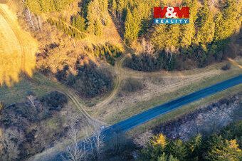 Nabízíme k prodeji pozemek ve 100% vlastnictví, parc. č. 243