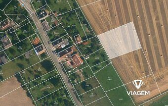 Exkluzivně Vám nabízíme stavební pozemek o výměře 2 047 m² v