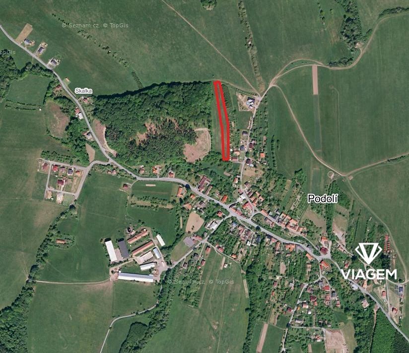 Nabízíme Vám ke koupi pozemek v katastrálním území Podolí u 