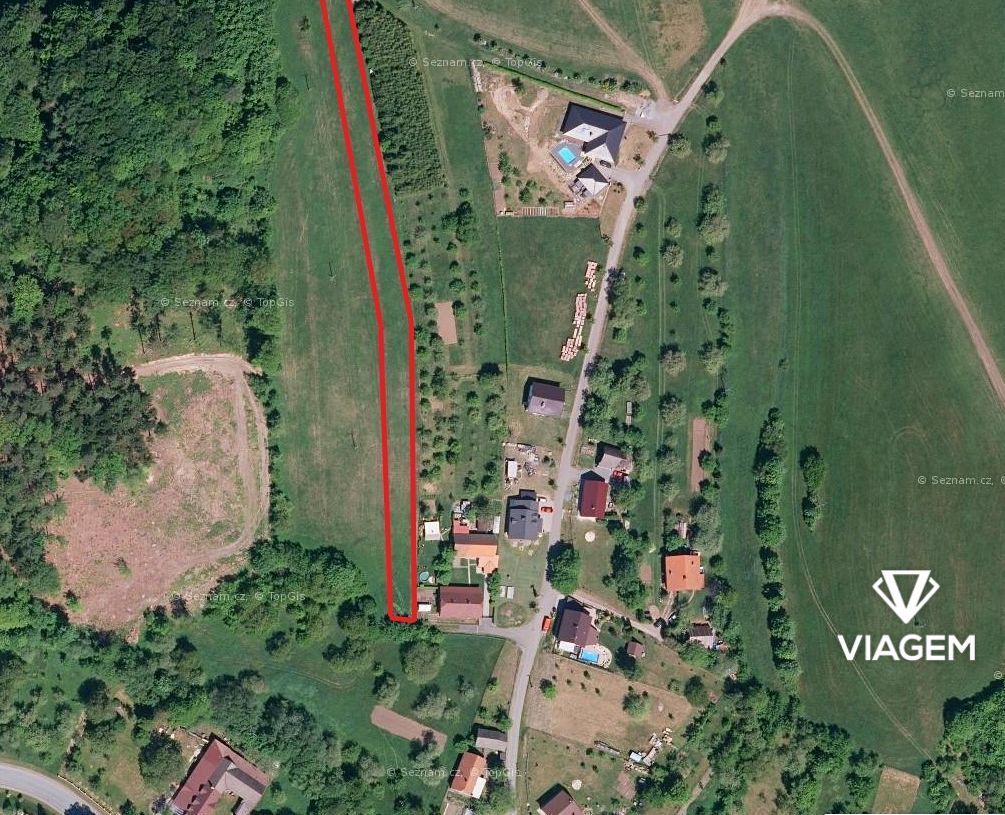 Nabízíme Vám ke koupi pozemek v katastrálním území Podolí u 