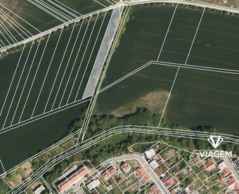 Exkluzivně Vám nabízíme podíl 1/6 (tj. 394 m²) na souboru po