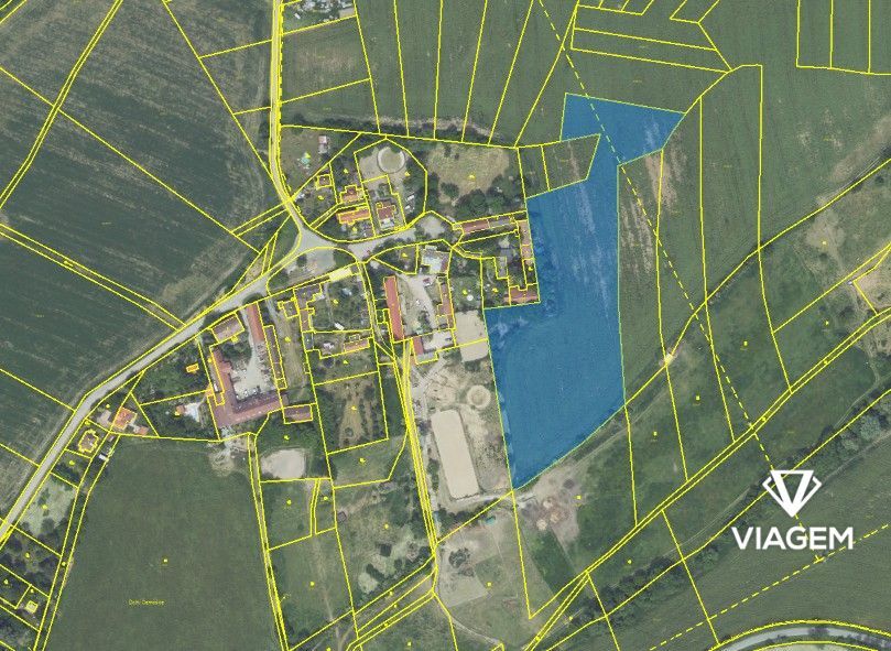 Nabízím k prodeji rozsáhlý pozemek parc. č. 3296/34 o celkov