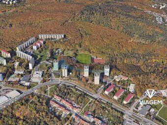 Exkluzivně Vám nabízíme pozemek o celkové výměře 10 659 m² v