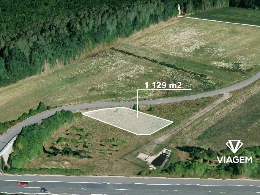 Exkluzivně Vám nabízíme pozemek v katastrálním území Sány v 