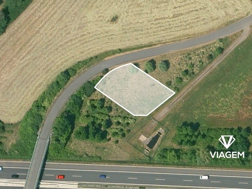 Exkluzivně Vám nabízíme pozemek v katastrálním území Sány v 