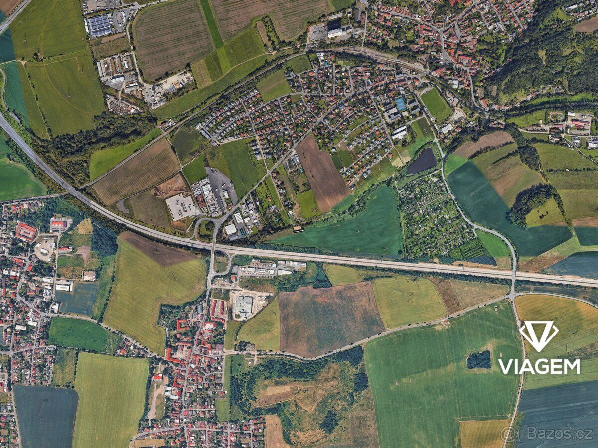 Nabízím k prodeji ornou půdu o rozloze 54 m2 v Praze. Pozeme