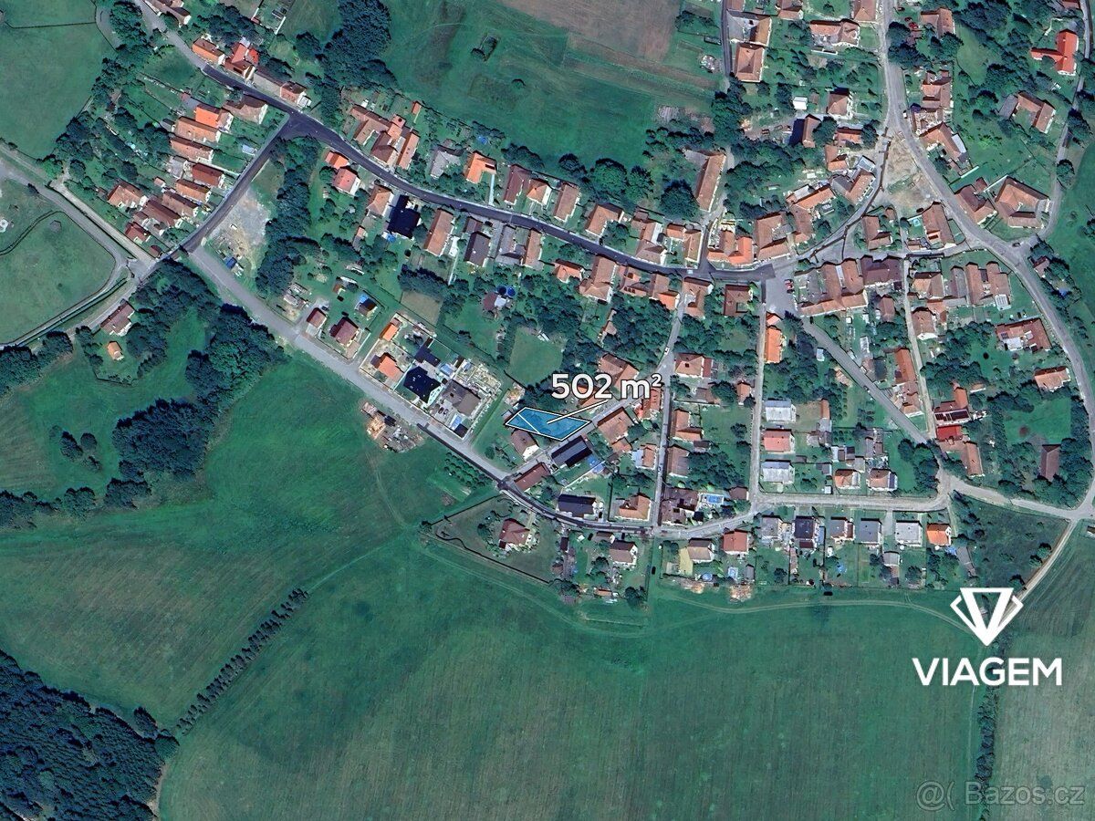 V exkluzivním zastoupení majitele nabízíme pozemky o celkové