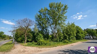 Prodej stavebního pozemku 924 m², Praha - Klánovice. Prodej 