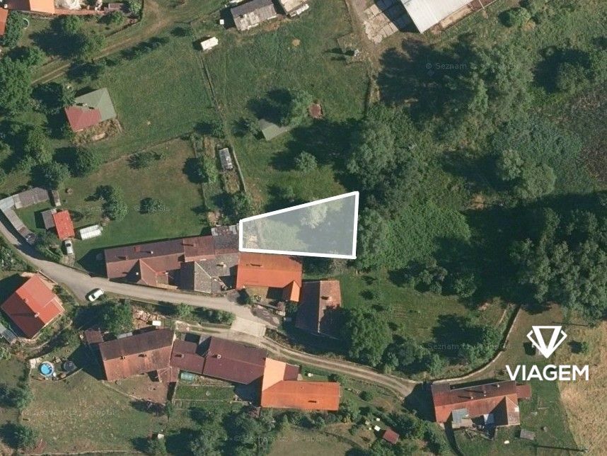V exkluzivním zastoupení majitele nabízíme pozemek o výměře 