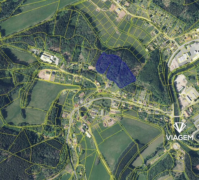 Nabízíme Vám ke koupi pozemek v katastrálním území Bražec, v