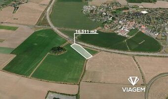 Exkluzivně Vám nabízíme k prodeji 100 % vlastnictví na pozem