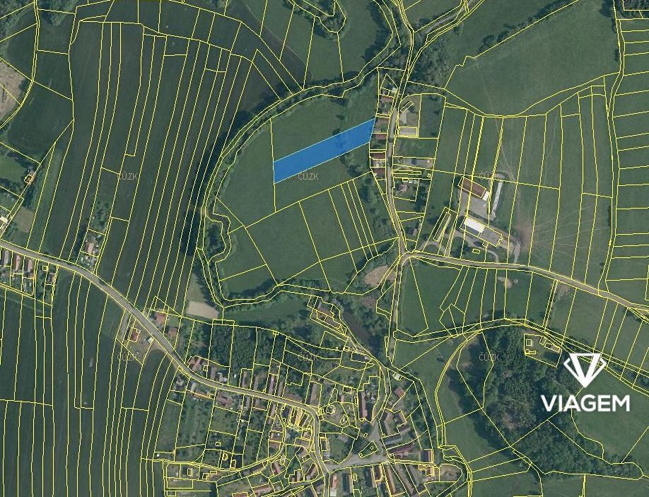 Nabízíme Vám ke koupi pozemek v katastrálním území Srby nad 
