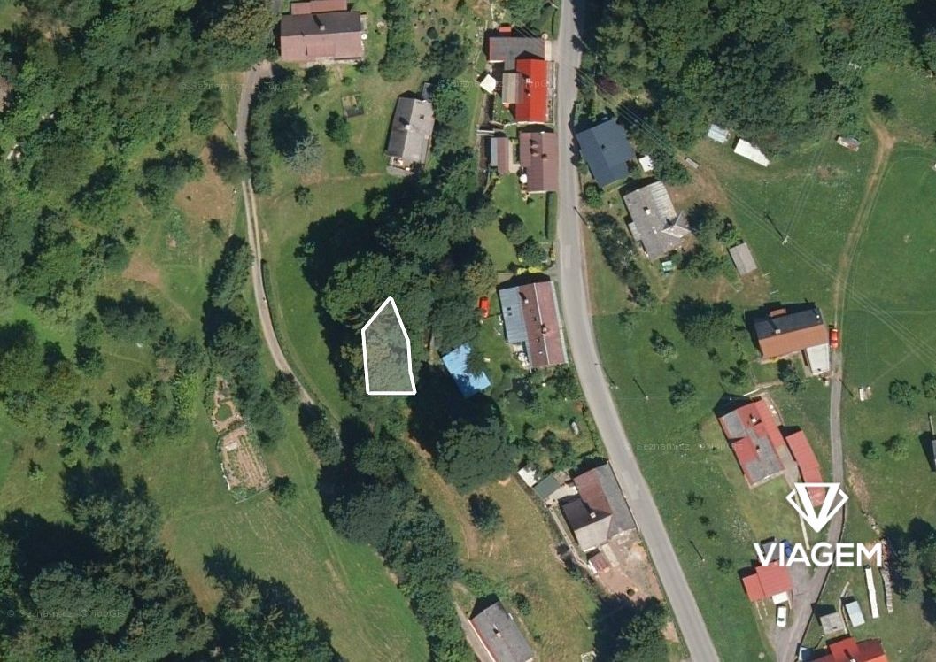 V exkluzivním zastoupení majitele nabízíme pozemek o výměře 