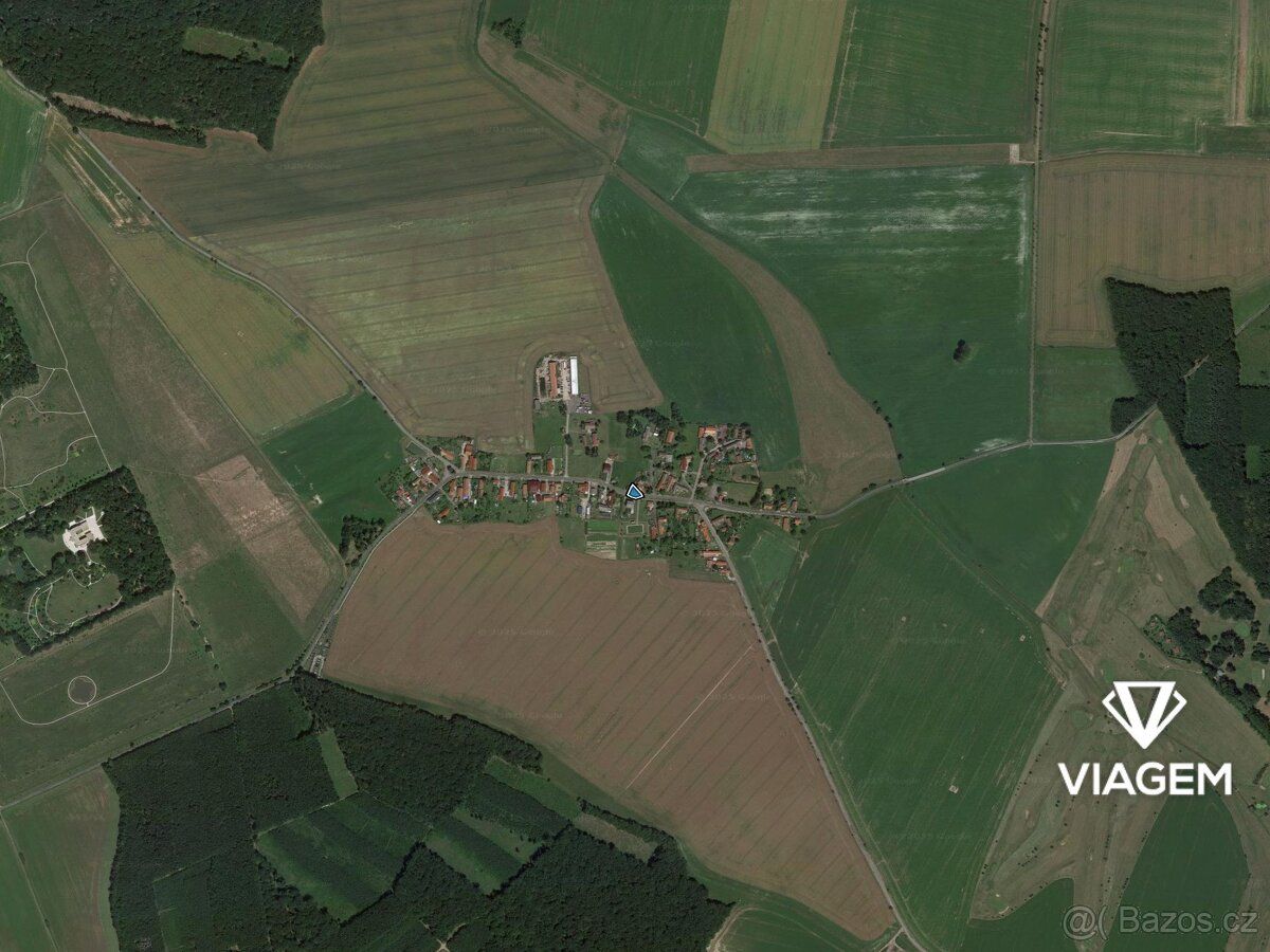 Exkluzivně Vám nabízíme spoluvlastnický podíl 1/2 na pozemku