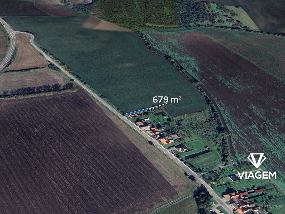 Exkluzivně Vám nabízíme pozemek orné půdy o výměře 679 m² v 