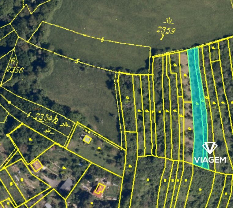 Nabízíme k prodeji zahradu o celkové výměře 1290 m², s 100% 