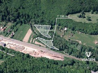 Nabízíme k prodeji soubor pozemků o celkové výměře 7 196 m² 