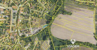 Nabízíme Vám ke koupi 50% podíl pozemku v katastrálním území
