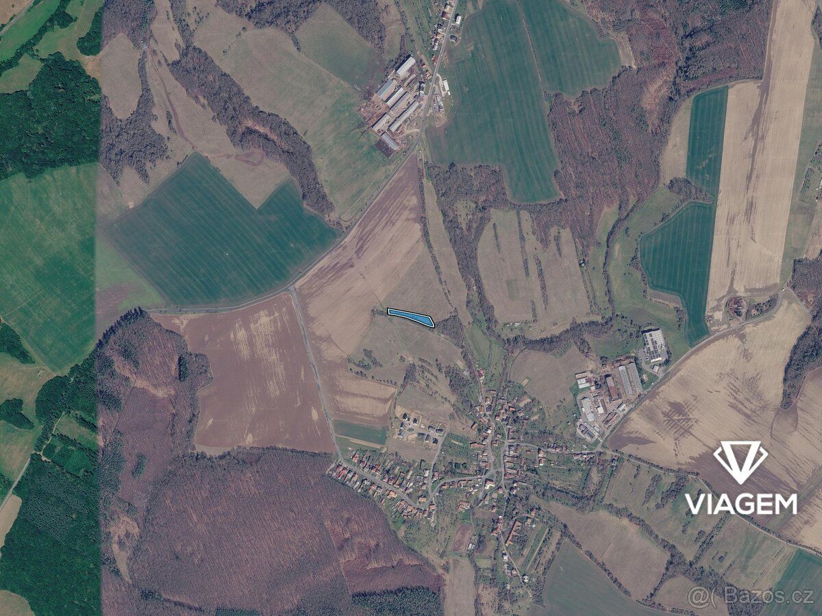 Nabízíme ornou půdu v katastrálním území Dobrkovice, okres Z