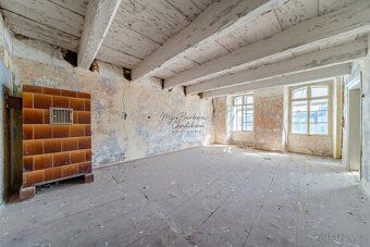 Nabízím Vám k prodeji městský dům situovaný přímo na Masaryk