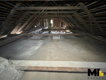 Nabízíme Vám k prodeji rodinný dům o velikosti 152 m2 na poz