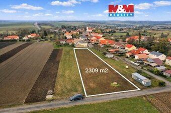 Nabízíme k prodeji pozemek nacházející se v malebné obci Bla