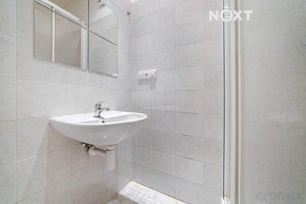 Byt o podlahové ploše 43 m2 s předzahrádkou 80 m2 na jedineč