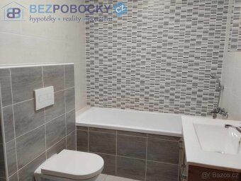 Nabízíme pronájem krásného a slunného bytu s balkonem v žáda