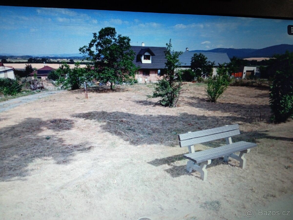 prodam zahradu mladejovice u šternberka parc.c.41/28 cca 570