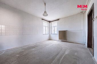nabízíme na prodej samostatný rodinný dům v obci Volenice. C