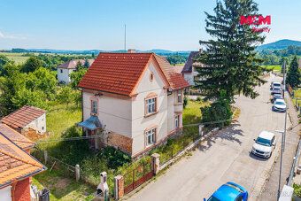nabízíme na prodej samostatný rodinný dům v obci Volenice. C
